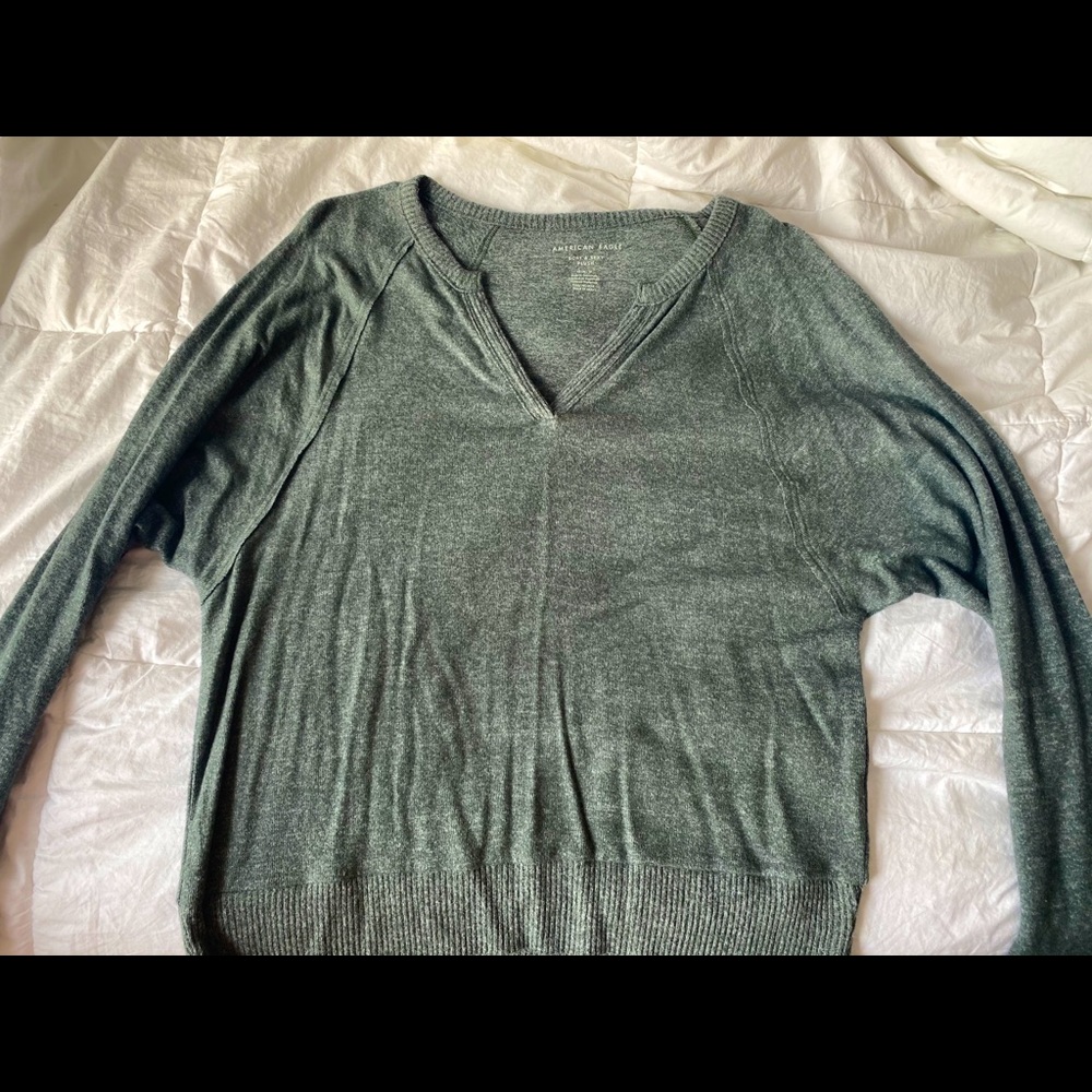 American eagle sweater